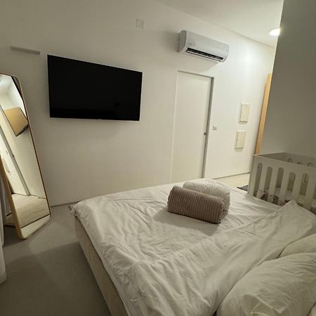 סוויטה פרטית ברמת צבי Hotel ภายนอก รูปภาพ